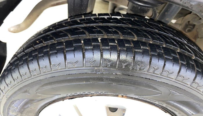 2015 Maruti Alto 800 VXI, Petrol, Manual, 44,526 km, Right Rear Tyre Tread
