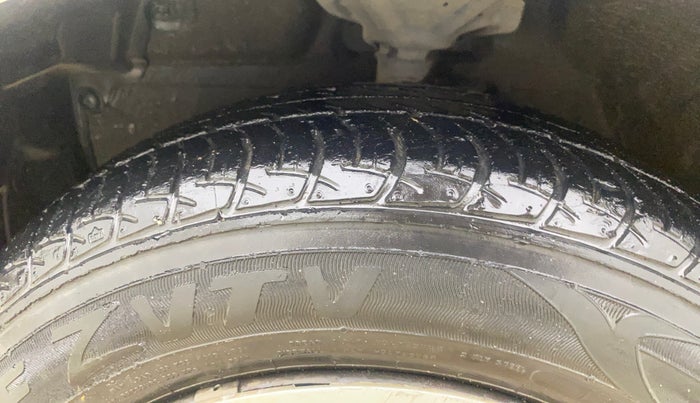 2016 Maruti Celerio VXI AMT, Petrol, Automatic, 44,746 km, Left Front Tyre Tread