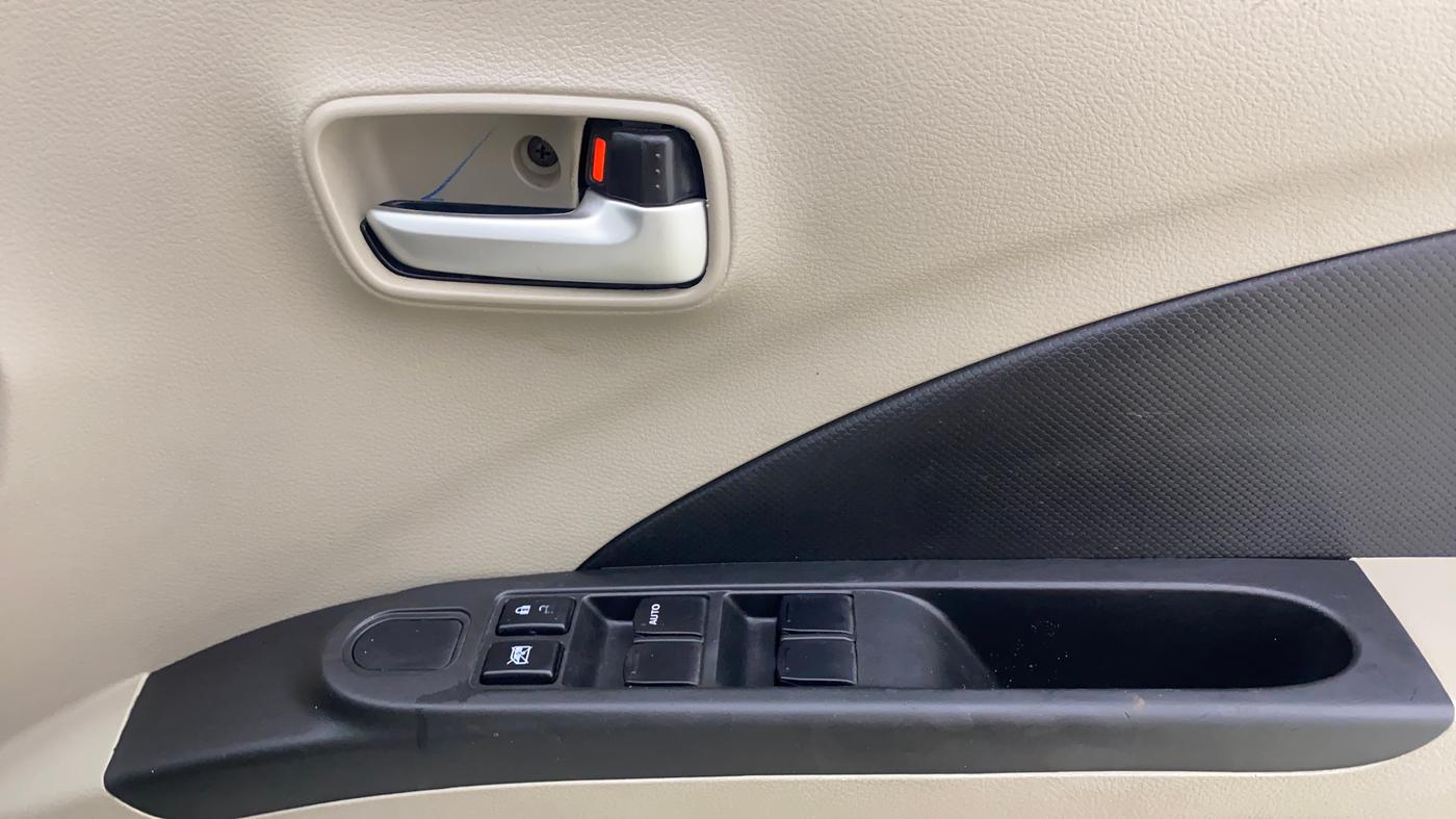 2016 Maruti Celerio VXI AMT, Petrol, Automatic, 44,746 km, Driver Side Door Panels Control