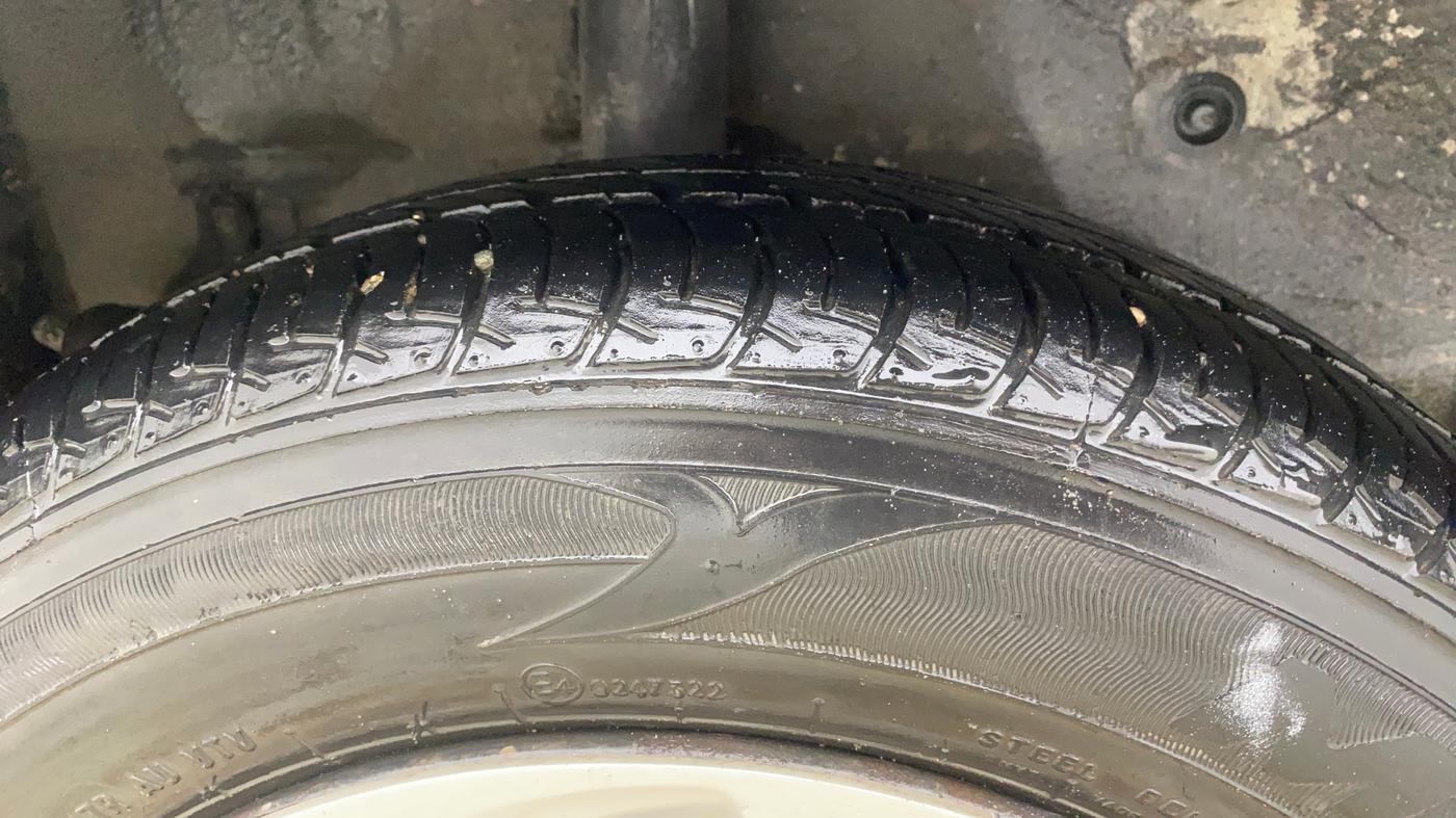 2016 Maruti Celerio VXI AMT, Petrol, Automatic, 44,746 km, Right Rear Tyre Tread