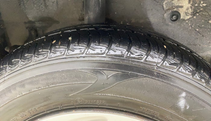 2016 Maruti Celerio VXI AMT, Petrol, Automatic, 44,746 km, Right Rear Tyre Tread