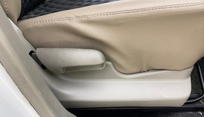 2016 Maruti Celerio VXI AMT, Petrol, Automatic, 44,746 km, Driver Side Adjustment Panel