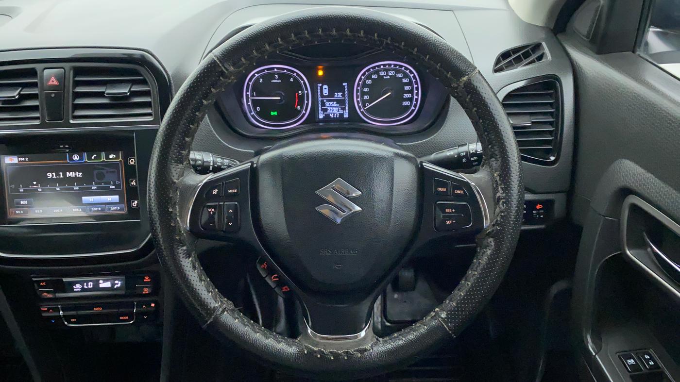 2017 Maruti Vitara Brezza ZDI PLUS, Diesel, Manual, 33,772 km, Steering Wheel Close Up