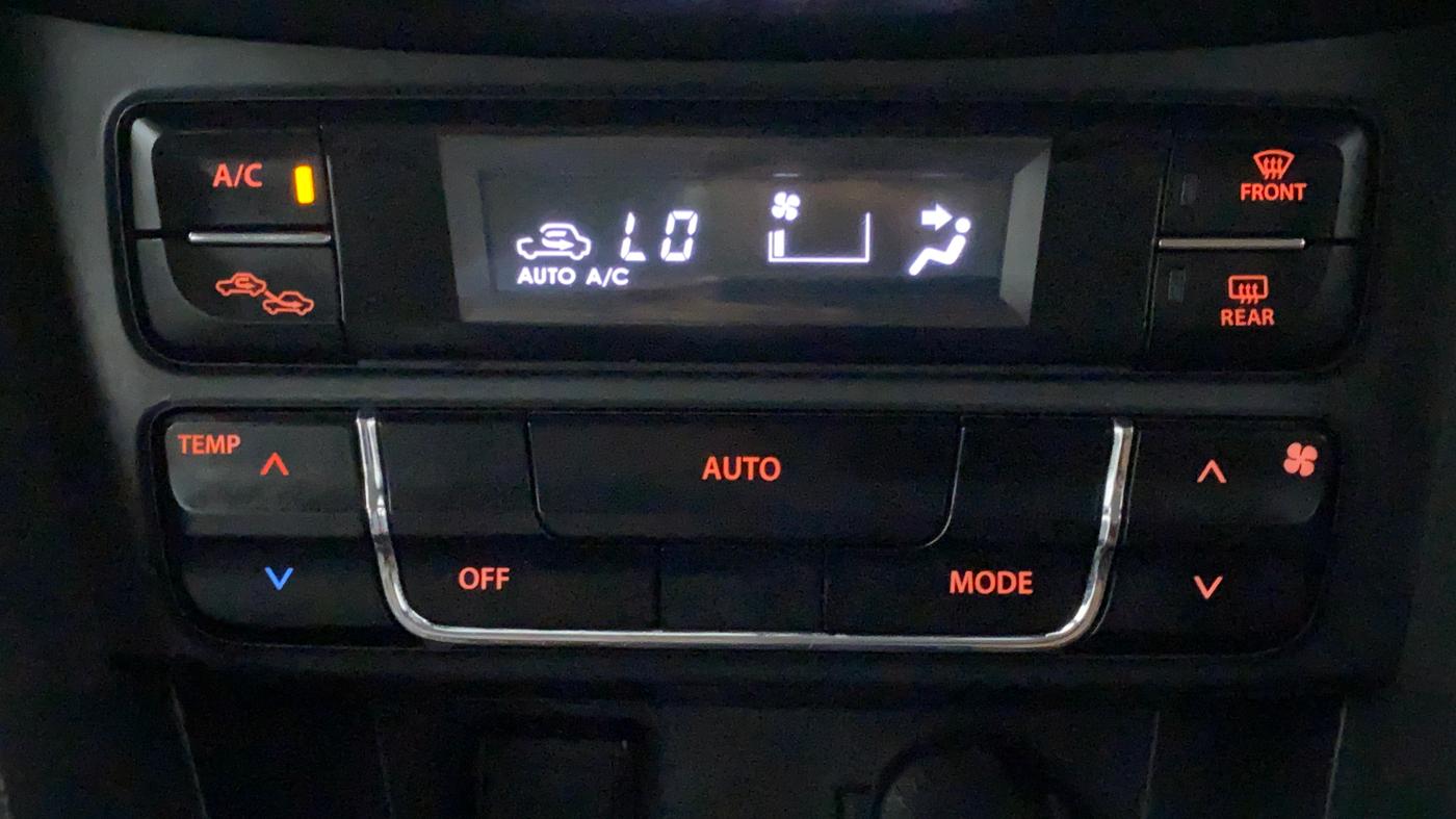2017 Maruti Vitara Brezza ZDI PLUS, Diesel, Manual, 33,772 km, Automatic Climate Control