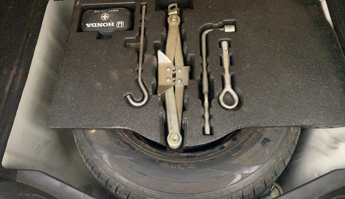 2017 Honda Jazz 1.2L I-VTEC V, Petrol, Manual, 69,669 km, Spare Tyre