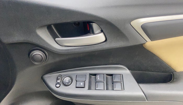 2017 Honda Jazz 1.2L I-VTEC V, Petrol, Manual, 69,669 km, Driver Side Door Panels Control