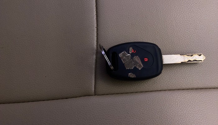 2017 Honda Amaze 1.2L I-VTEC S, Petrol, Manual, 79,704 km, Key Close Up