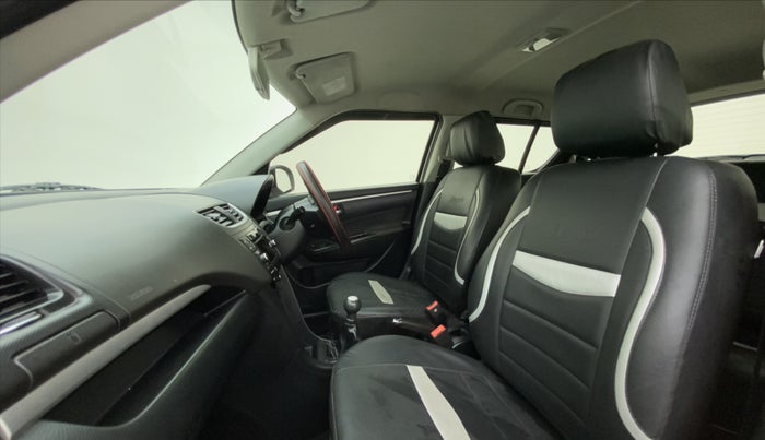 2014 Maruti Swift ZDI, Diesel, Manual, 82,445 km, Right Side Front Door Cabin