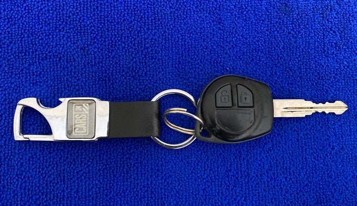 2014 Maruti Swift ZDI, Diesel, Manual, 82,445 km, Key Close Up