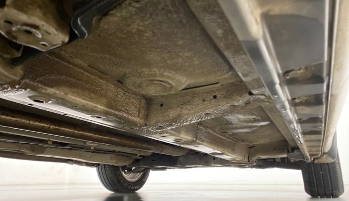 2014 Maruti Swift ZDI, Diesel, Manual, 82,445 km, Right Side Underbody