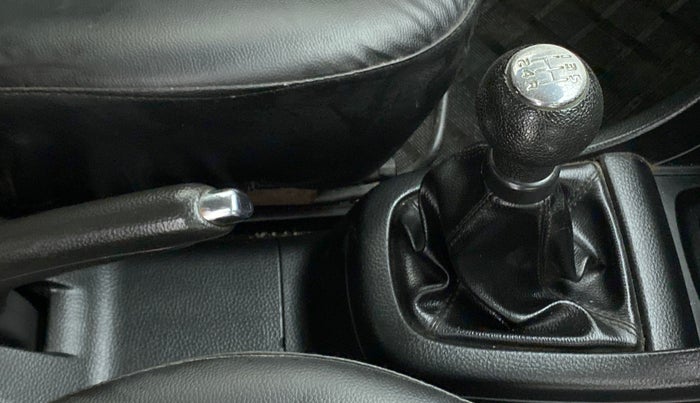 2014 Maruti Swift ZDI, Diesel, Manual, 82,445 km, Gear Lever