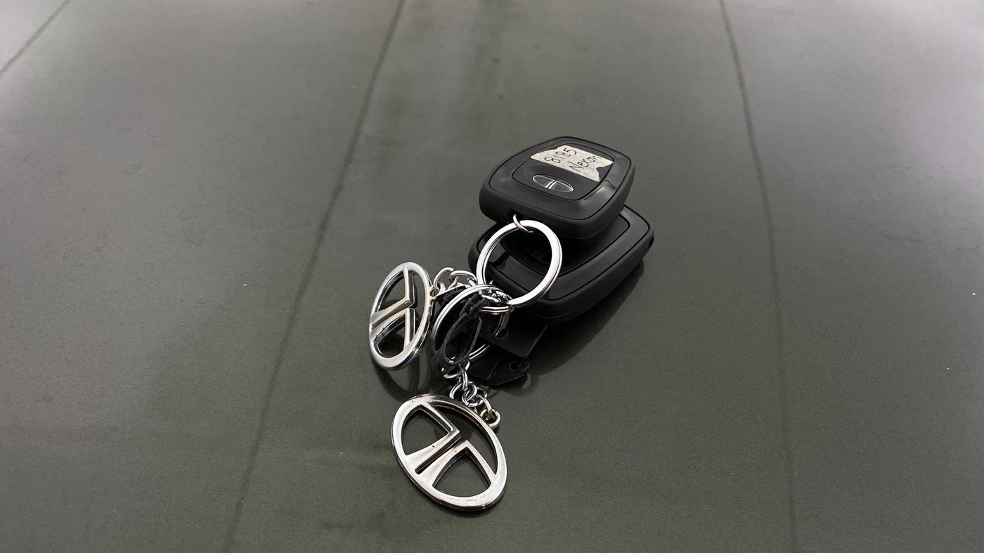2022 Tata NEXON XZ PLUS PETROL SUNROOF, Petrol, Manual, 12,899 km, Key Close Up