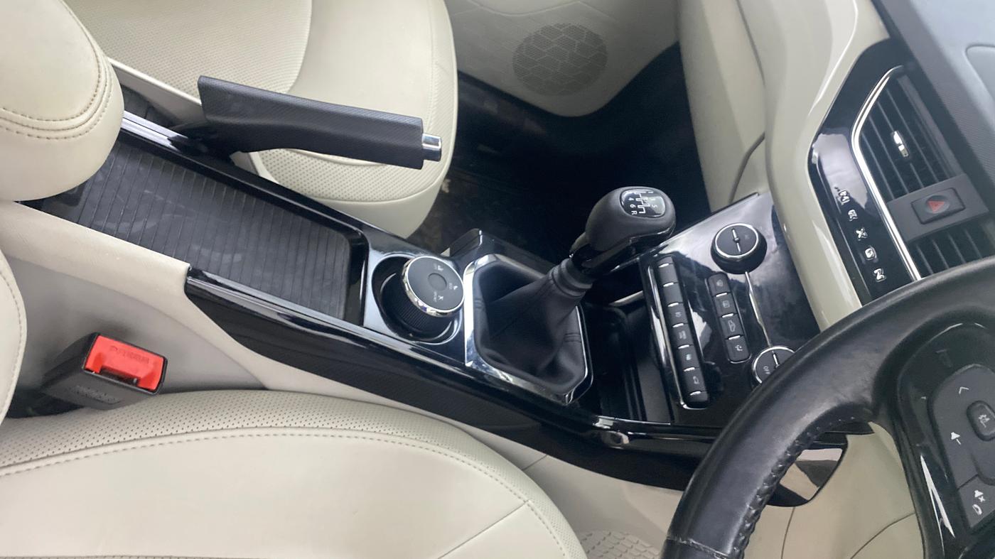 2022 Tata NEXON XZ PLUS PETROL SUNROOF, Petrol, Manual, 12,899 km, Gear Lever