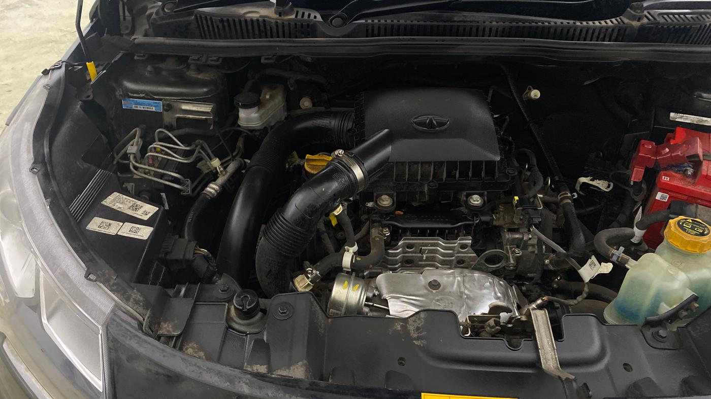 2022 Tata NEXON XZ PLUS PETROL SUNROOF, Petrol, Manual, 12,899 km, Engine View - Right
