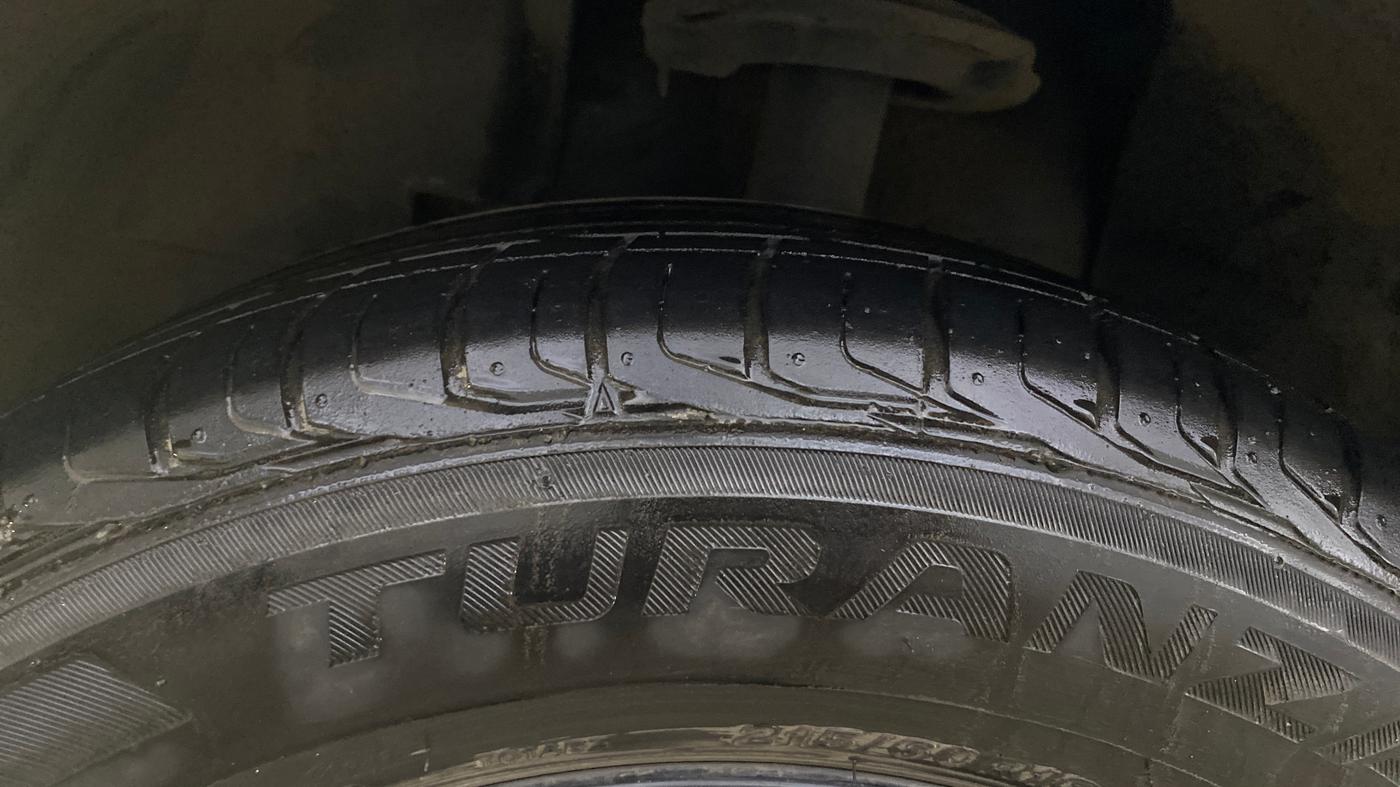 2022 Tata NEXON XZ PLUS PETROL SUNROOF, Petrol, Manual, 12,899 km, Left Front Tyre Tread