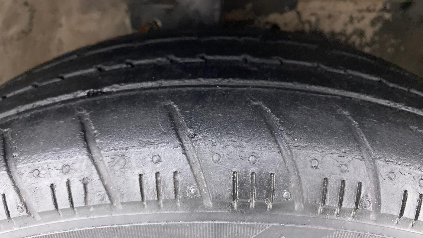 2016 Maruti Celerio VXI AGS, Petrol, Automatic, 56,857 km, Right Front Tyre Tread