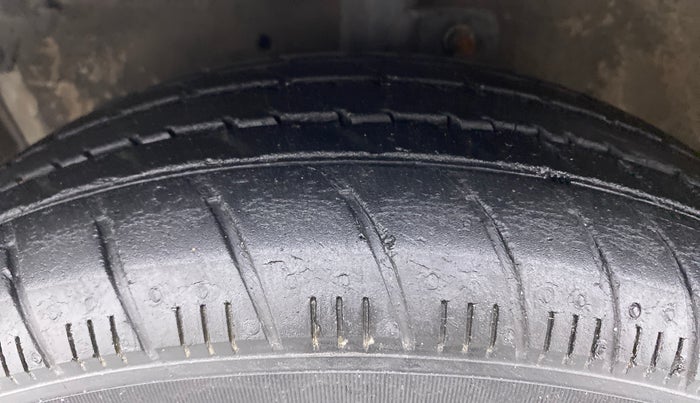 2016 Maruti Celerio VXI AGS, Petrol, Automatic, 56,857 km, Left Front Tyre Tread