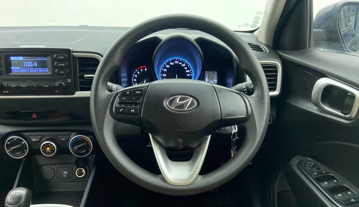 2021 Hyundai VENUE S MT 1.2 KAPPA, Petrol, Manual, 6,063 km, Steering Wheel Close Up