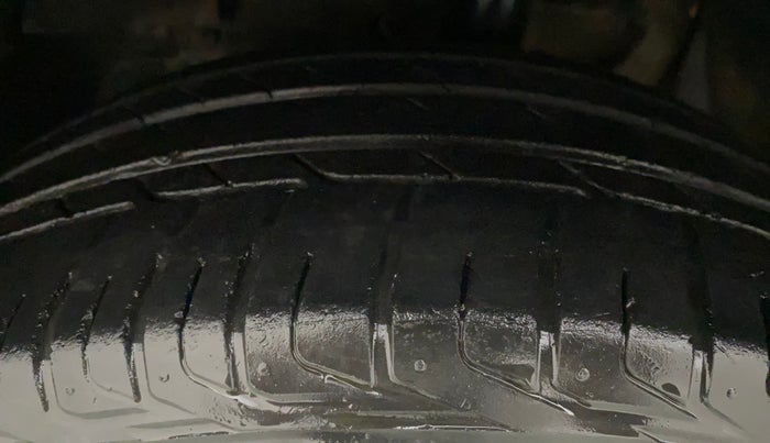 2018 Tata NEXON XZA PLUS PETROL DUAL TONE, Petrol, Automatic, 29,337 km, Left Front Tyre Tread