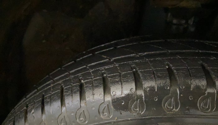 2020 Renault Kwid RXL, Petrol, Manual, 12,759 km, Right Front Tyre Tread