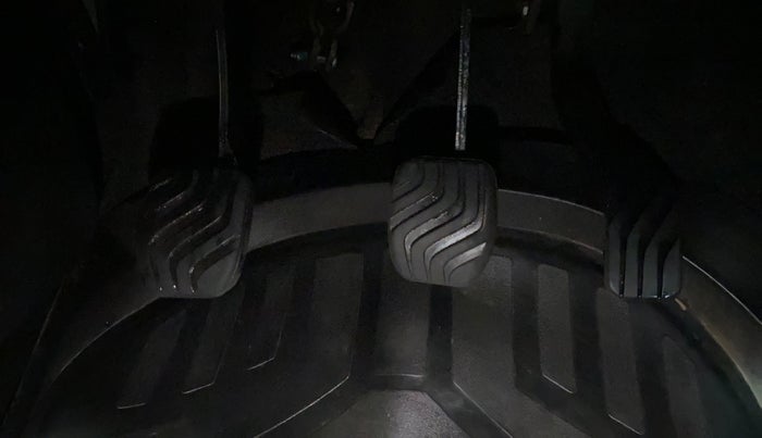 2020 Renault Kwid RXL, Petrol, Manual, 12,759 km, Pedals