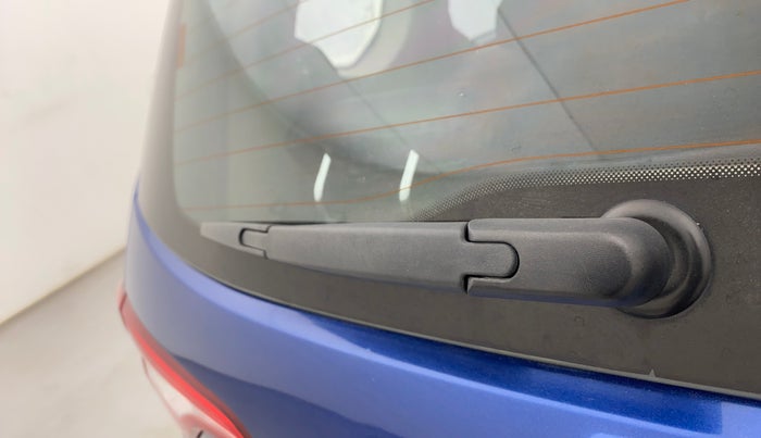 2023 Renault TRIBER RXZ AMT, Petrol, Automatic, 63,792 km, Rear Wiper