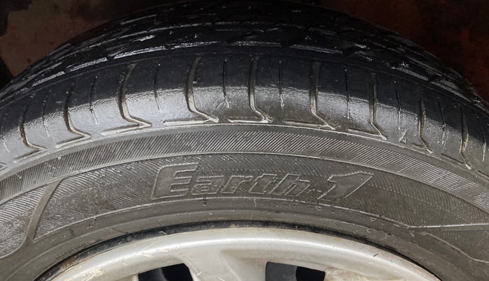 2015 Maruti Celerio VXI, Petrol, Manual, 73,944 km, Left Front Tyre Tread