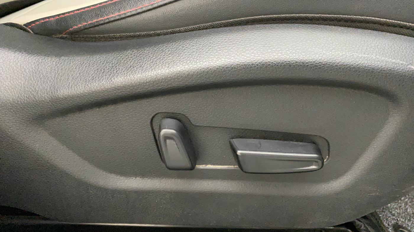 2019 KIA SELTOS GTX PLUS DCT 1.4 PETROL, Petrol, Automatic, 76,470 km, Driver Side Adjustment Panel
