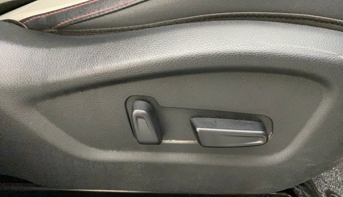 2019 KIA SELTOS GTX PLUS DCT 1.4 PETROL, Petrol, Automatic, 76,470 km, Driver Side Adjustment Panel