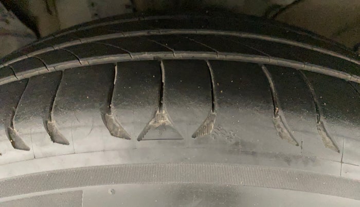 2019 KIA SELTOS GTX PLUS DCT 1.4 PETROL, Petrol, Automatic, 76,470 km, Left Front Tyre Tread