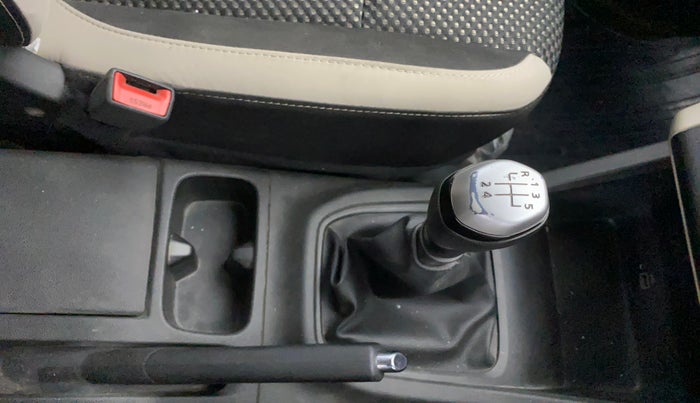 2019 Renault TRIBER RXZ, Petrol, Manual, 64,351 km, Gear Lever