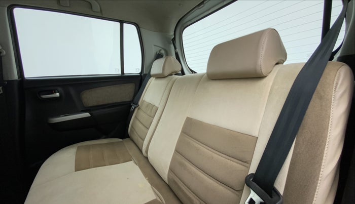 2014 Maruti Wagon R 1.0 VXI, Petrol, Manual, 66,783 km, Right Side Rear Door Cabin