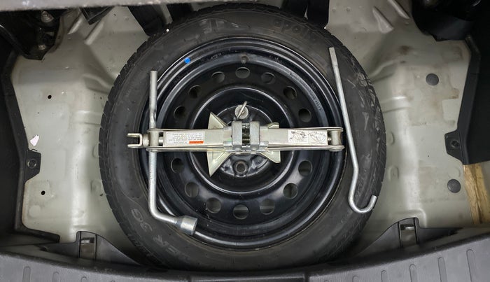 2014 Maruti Wagon R 1.0 VXI, Petrol, Manual, 66,783 km, Spare Tyre