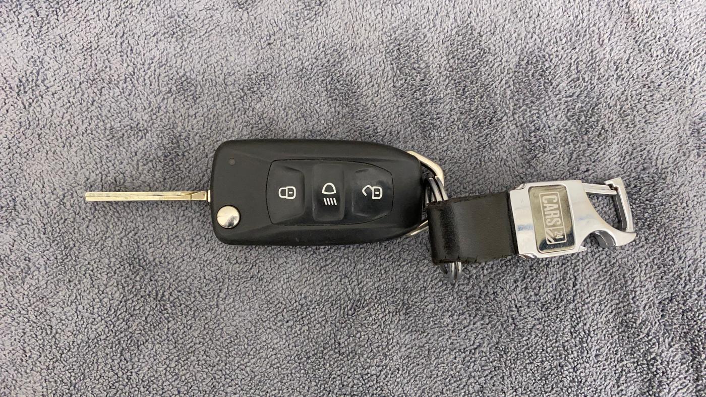 2020 Tata Tiago XZ PLUS PETROL, Petrol, Manual, 25,085 km, Key Close Up