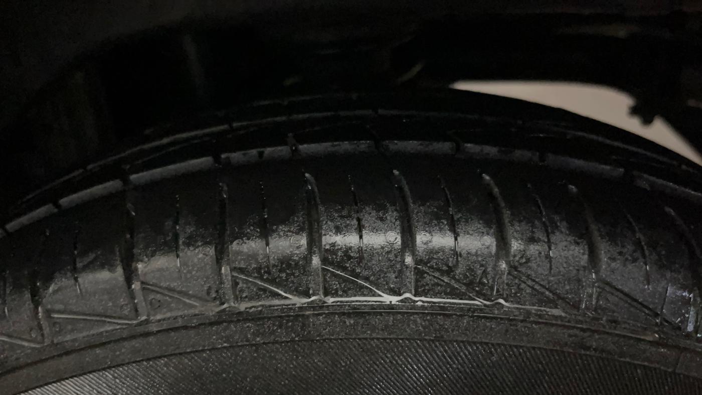 2022 Maruti Alto LXI O, Petrol, Manual, 26,722 km, Left Rear Tyre Tread