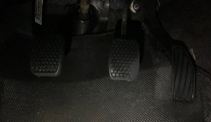 2022 Maruti Alto LXI O, Petrol, Manual, 26,722 km, Pedals