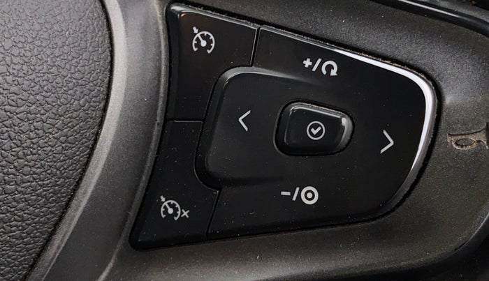 2022 Tata PUNCH CREATIVE  MT, Petrol, Manual, 68,115 km, Adaptive Cruise Control