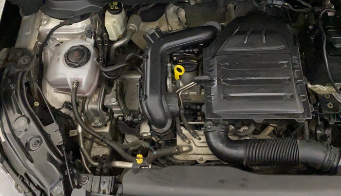 2022 Volkswagen TAIGUN TOPLINE 1.0 TSI AT, Petrol, Automatic, 59,943 km, Engine View - Right