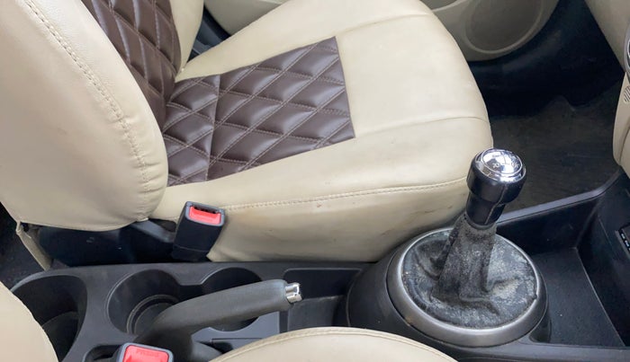 2013 Hyundai i20 SPORTZ 1.2, Petrol, Manual, 30,921 km, Gear Lever