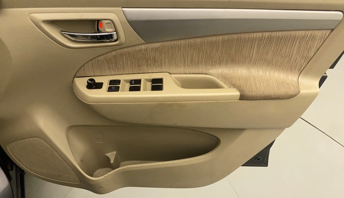 2014 Maruti Ertiga VXI CNG, CNG, Manual, 70,348 km, Driver Side Door Panels Control
