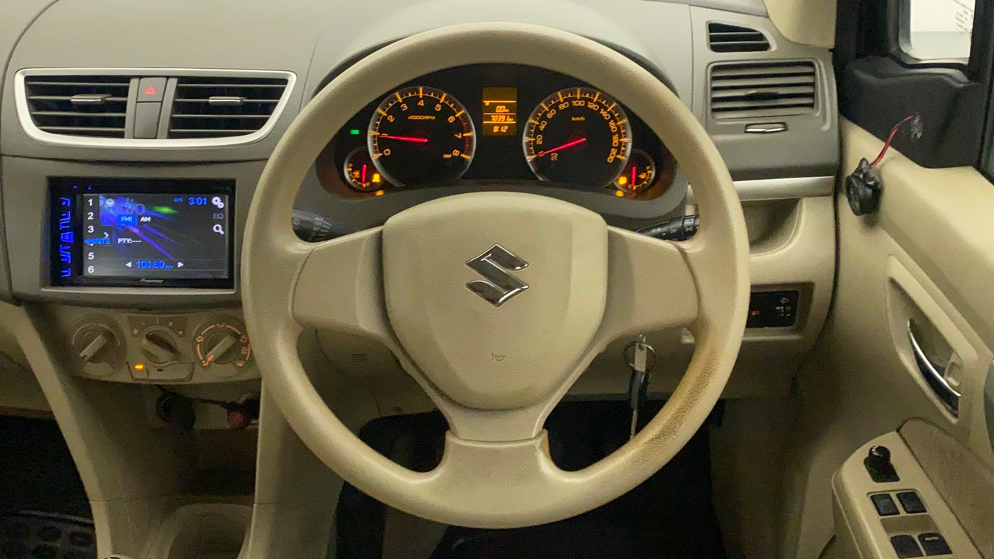 2014 Maruti Ertiga VXI CNG, CNG, Manual, 70,348 km, Steering Wheel Close Up