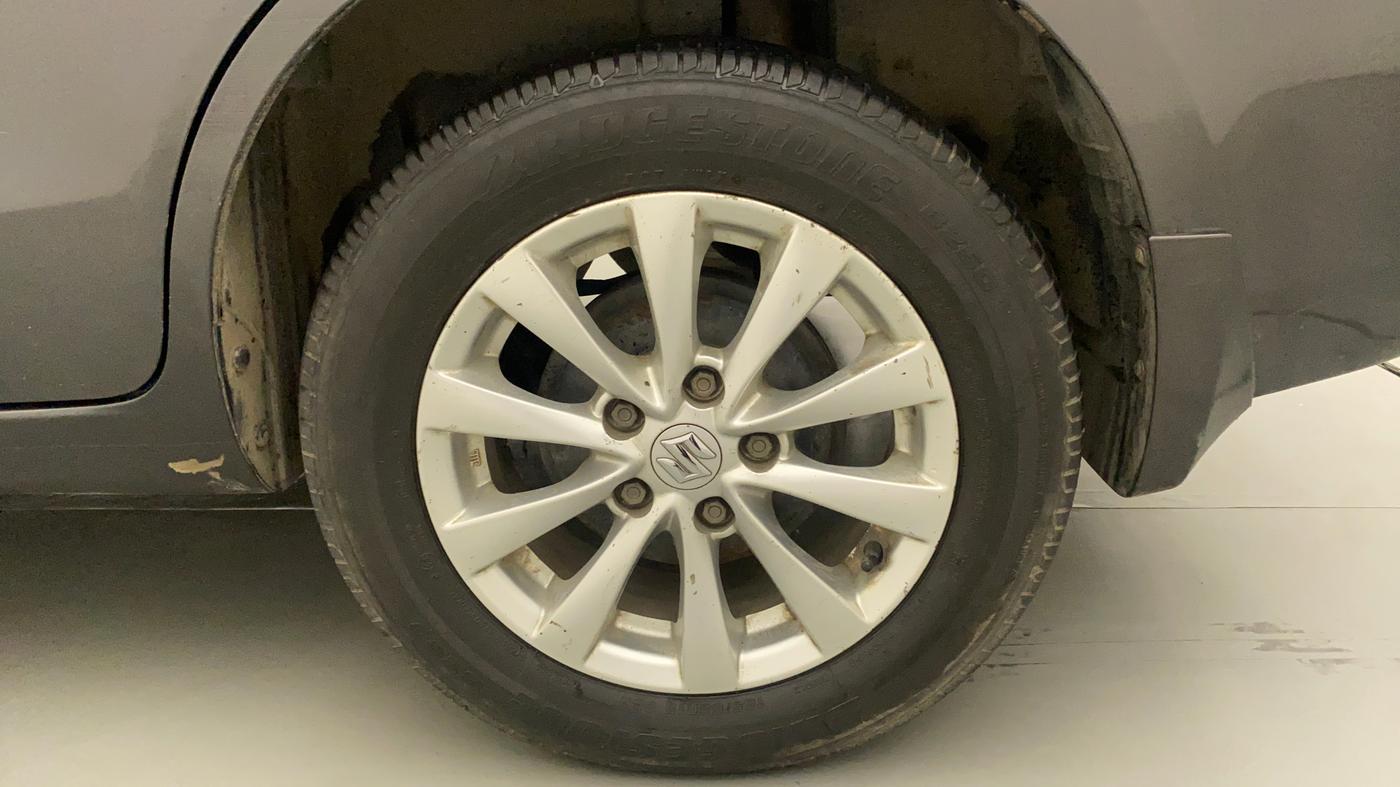 2014 Maruti Ertiga VXI CNG, CNG, Manual, 70,348 km, Left Rear Wheel