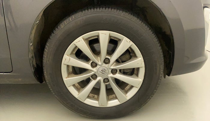 2014 Maruti Ertiga VXI CNG, CNG, Manual, 70,348 km, Right Front Wheel