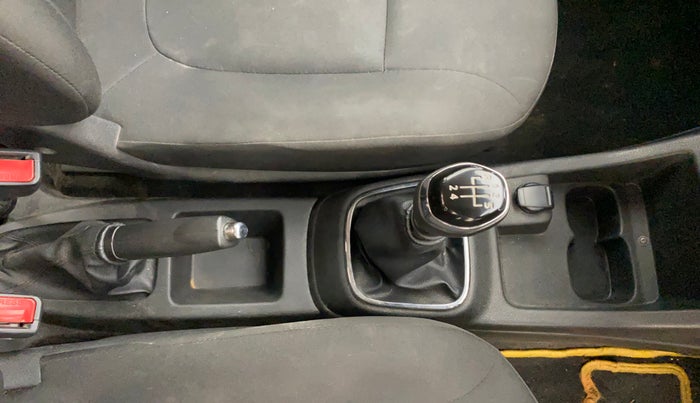 2019 Renault Kwid RXT 1.0, Petrol, Manual, 76,282 km, Gear Lever