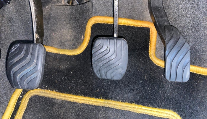 2019 Renault Kwid RXT 1.0, Petrol, Manual, 76,282 km, Pedals