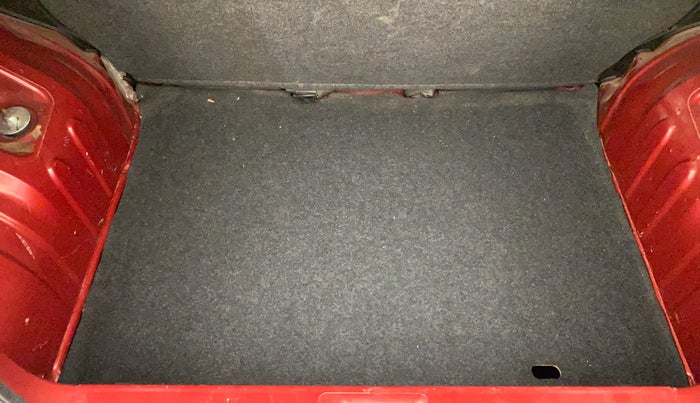 2019 Renault Kwid RXT 1.0, Petrol, Manual, 76,282 km, Boot Inside