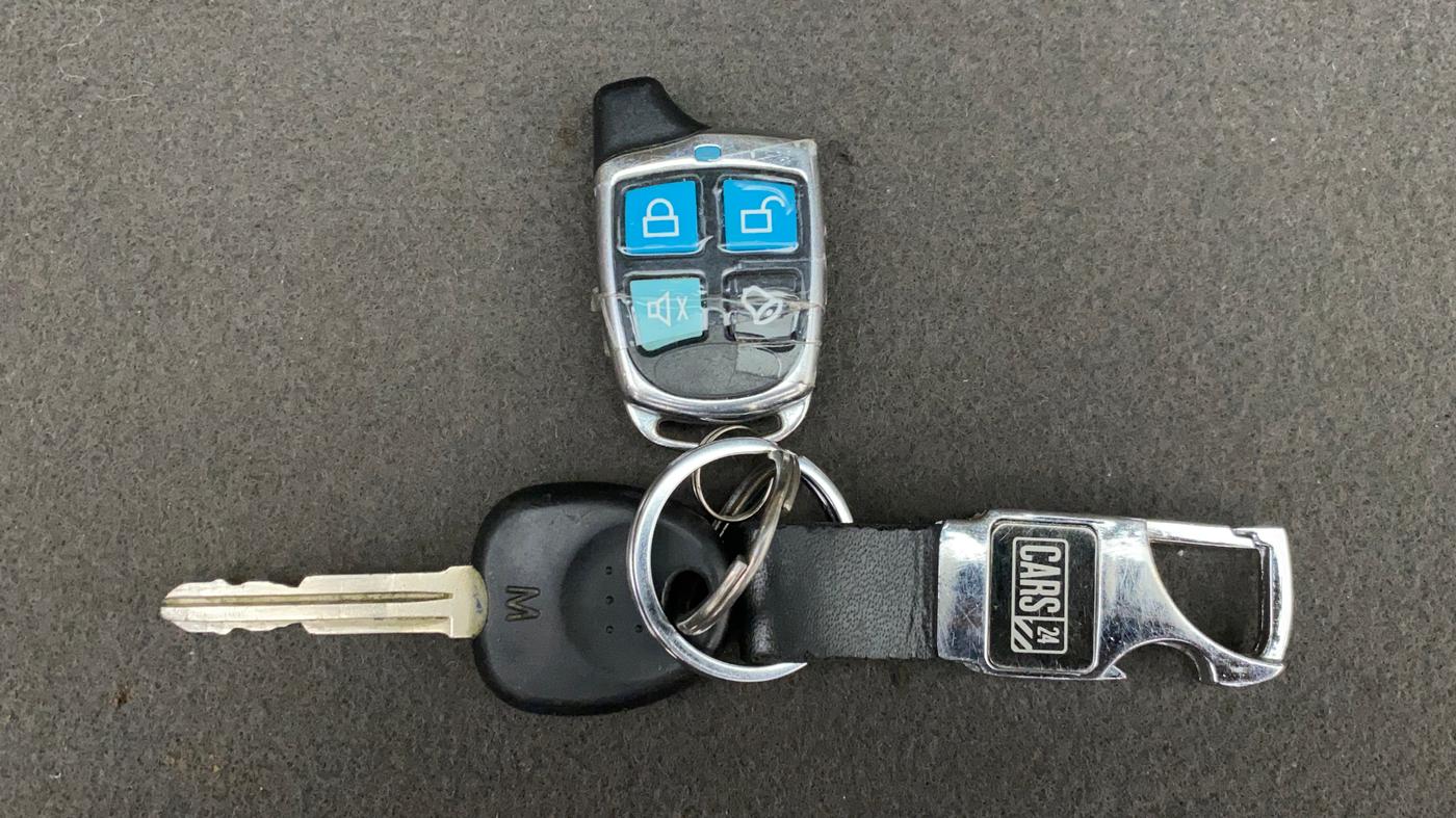 2010 Hyundai i10 SPORTZ 1.2, Petrol, Manual, 75,323 km, Key Close Up