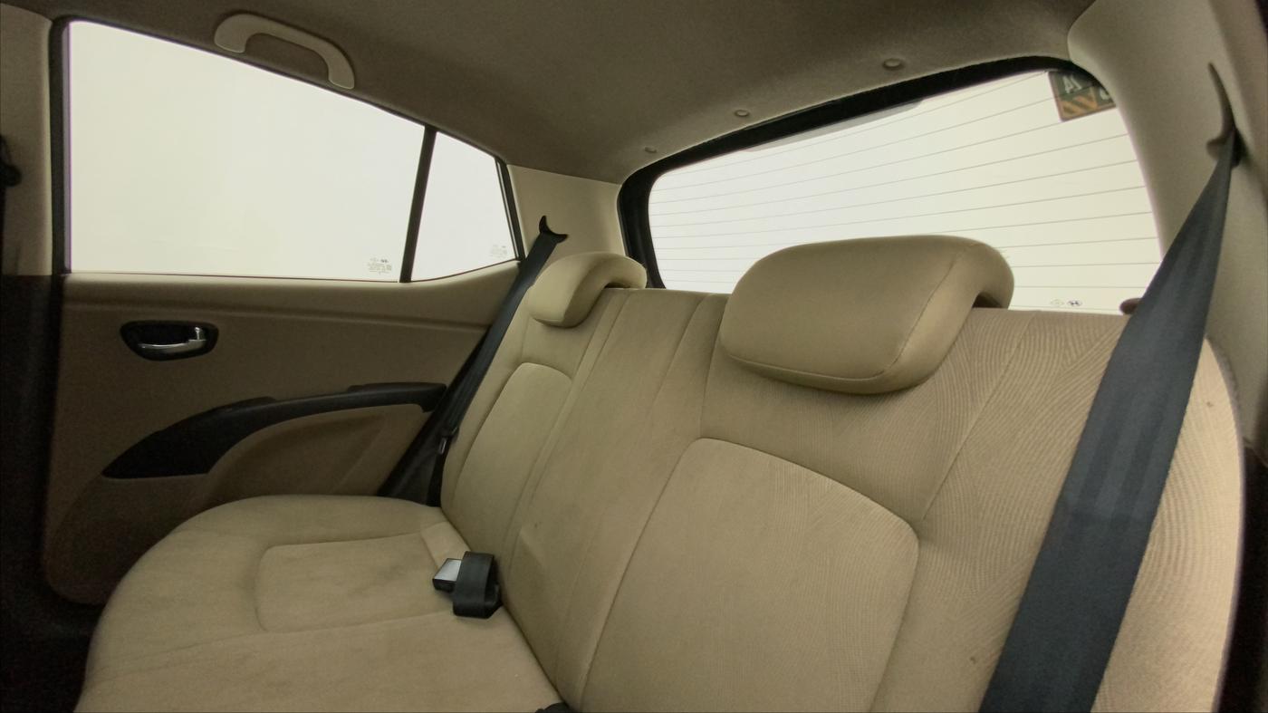 2010 Hyundai i10 SPORTZ 1.2, Petrol, Manual, 75,323 km, Right Side Rear Door Cabin