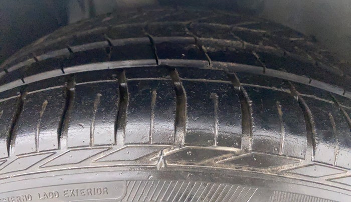 2011 BMW 5 Series 525D 3.0, Diesel, Automatic, 39,176 km, Right Front Tyre Tread