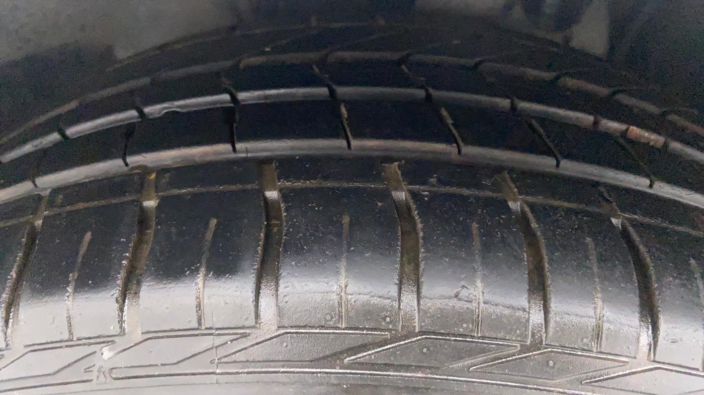 2011 BMW 5 Series 525D 3.0, Diesel, Automatic, 39,176 km, Left Front Tyre Tread